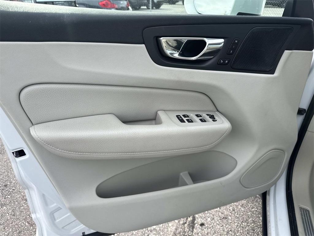 used 2019 Volvo XC60 car, priced at $19,590