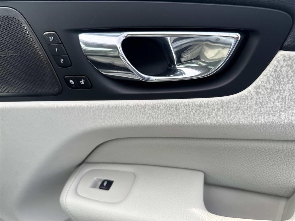 used 2019 Volvo XC60 car, priced at $19,590