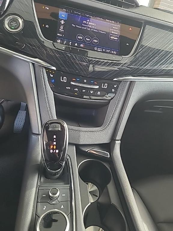 used 2025 Cadillac XT6 car, priced at $45,590