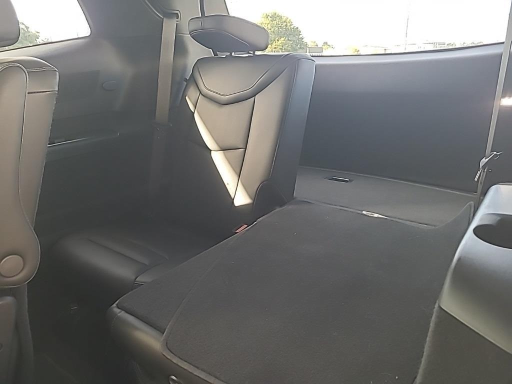 used 2025 Cadillac XT6 car, priced at $45,590