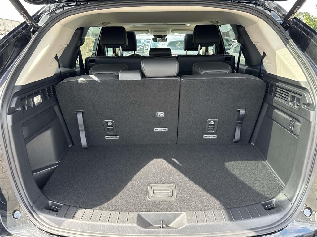 new 2025 Mazda CX-90 car, priced at $41,571