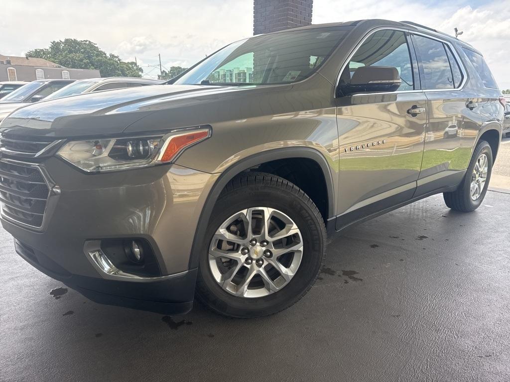 used 2018 Chevrolet Traverse car, priced at $17,990