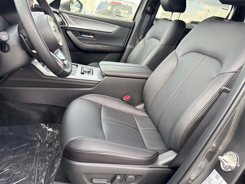 new 2025 Mazda CX-90 car, priced at $42,095