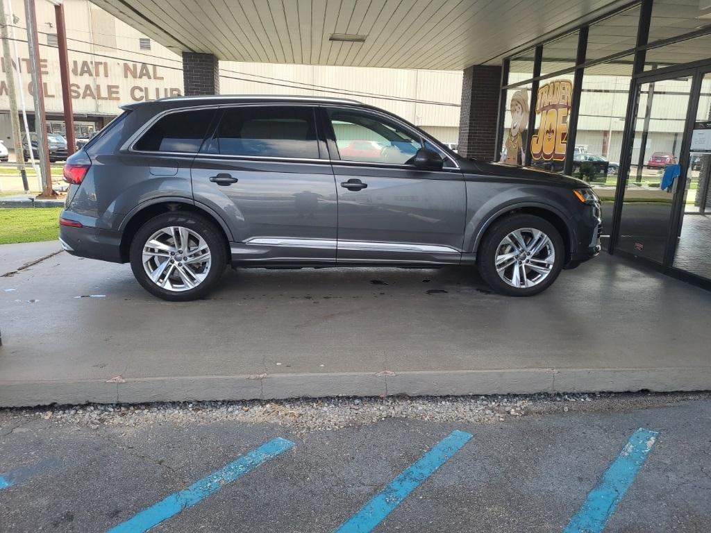used 2020 Audi Q7 car, priced at $21,990