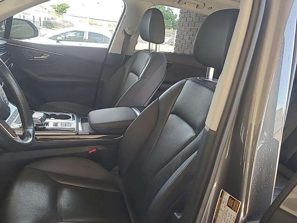 used 2020 Audi Q7 car, priced at $21,990