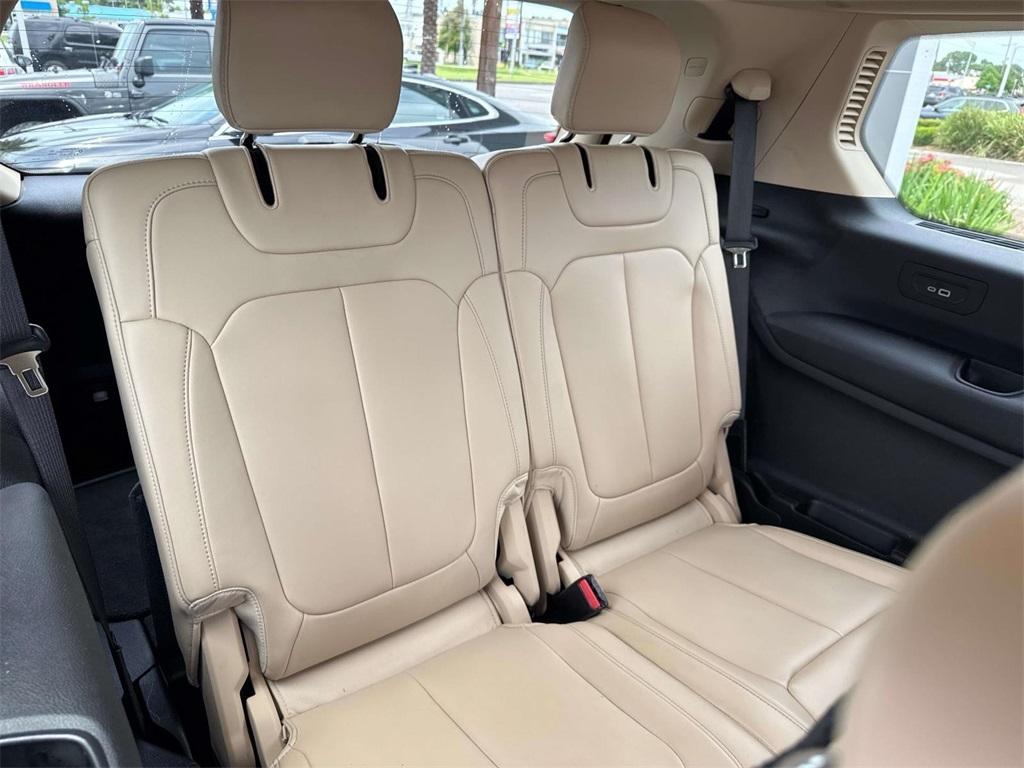 used 2021 Jeep Grand Cherokee L car, priced at $28,990