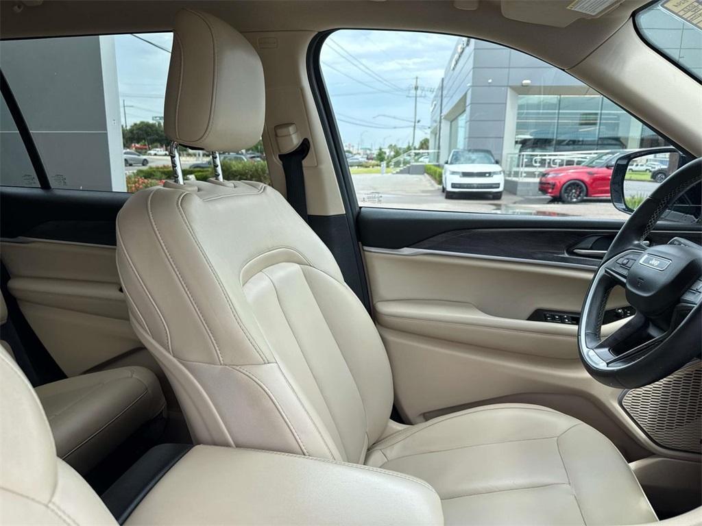 used 2021 Jeep Grand Cherokee L car, priced at $28,990