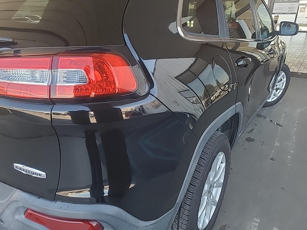 used 2017 Jeep Cherokee car, priced at $13,990