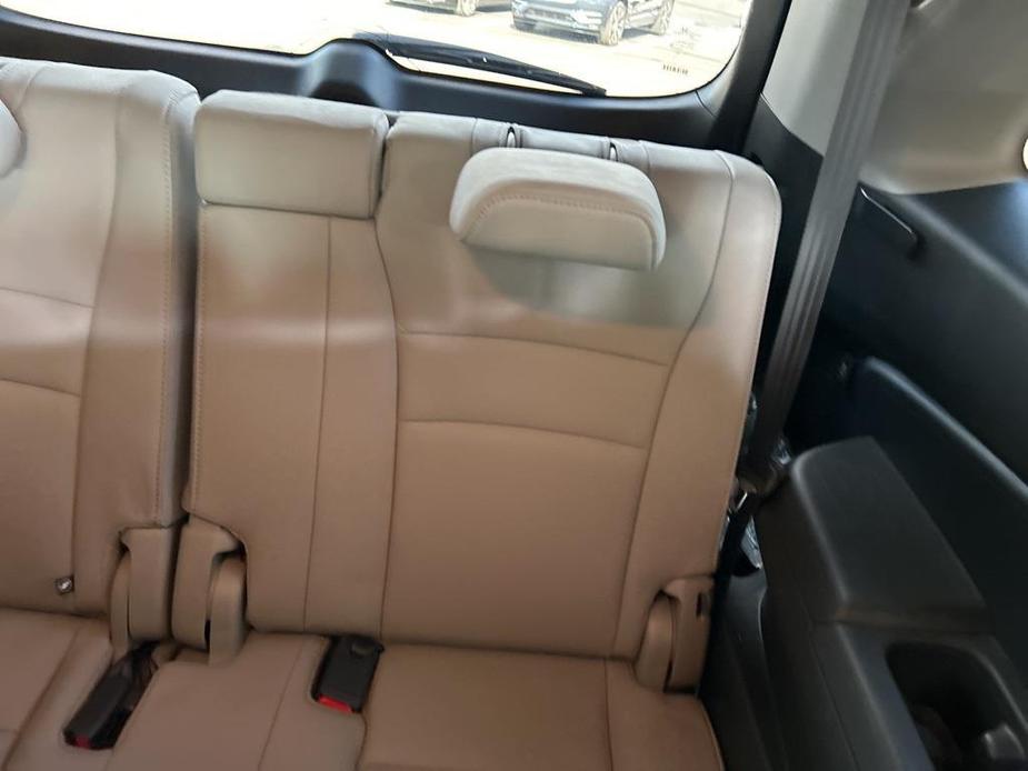 used 2021 Honda Pilot car, priced at $25,990