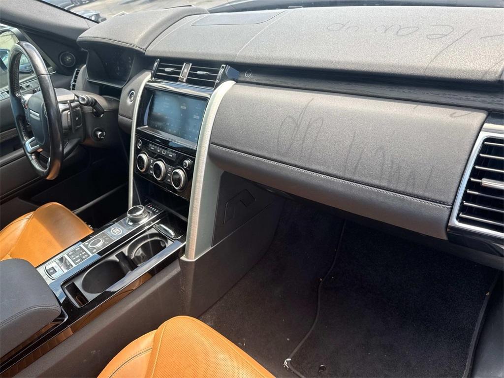 used 2018 Land Rover Discovery car, priced at $16,549