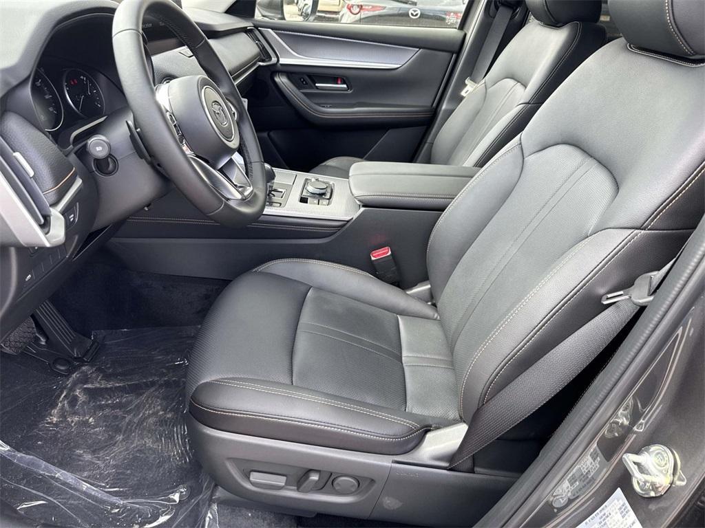 new 2025 Mazda CX-90 car, priced at $42,095