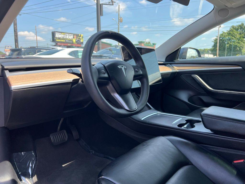 used 2021 Tesla Model 3 car, priced at $23,200