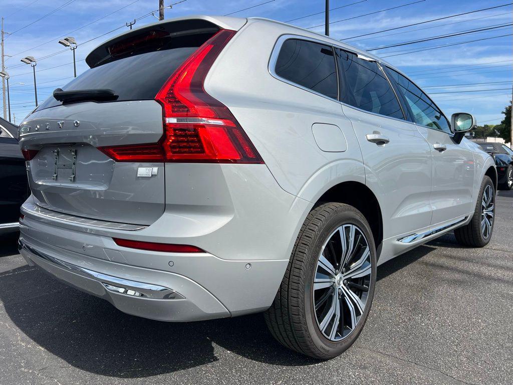 used 2022 Volvo XC60 Recharge Plug-In Hybrid car, priced at $35,500