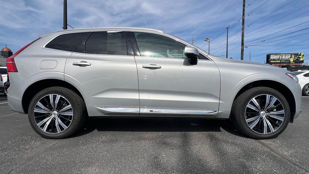 used 2022 Volvo XC60 Recharge Plug-In Hybrid car, priced at $35,500