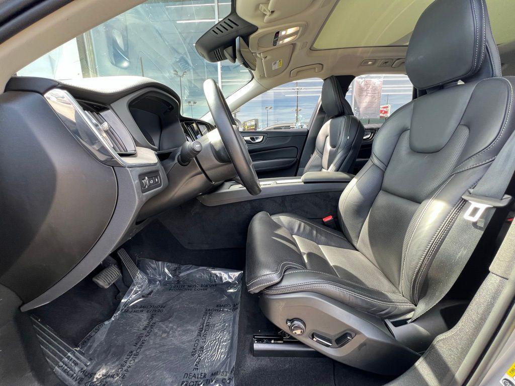 used 2022 Volvo XC60 Recharge Plug-In Hybrid car, priced at $35,500