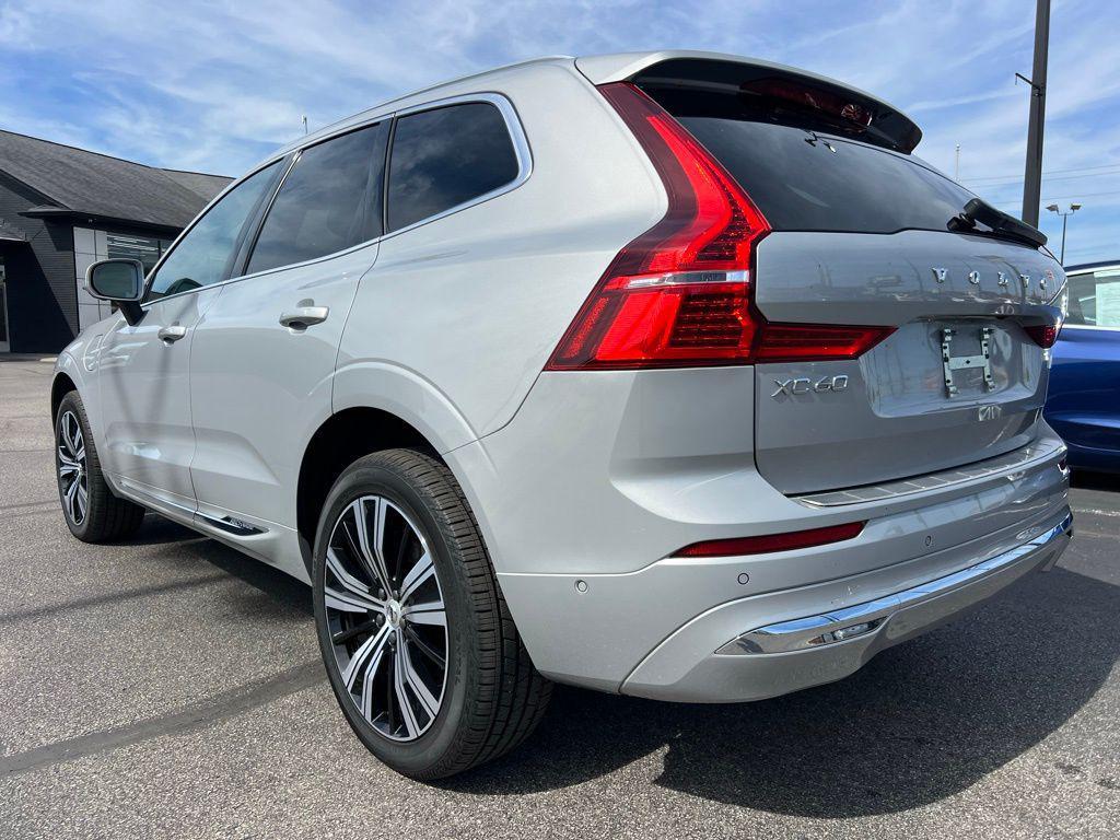used 2022 Volvo XC60 Recharge Plug-In Hybrid car, priced at $35,500