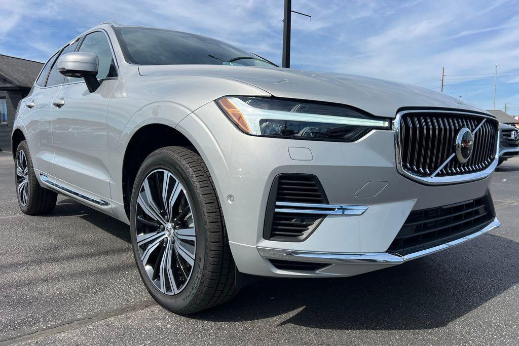 used 2022 Volvo XC60 Recharge Plug-In Hybrid car, priced at $35,500
