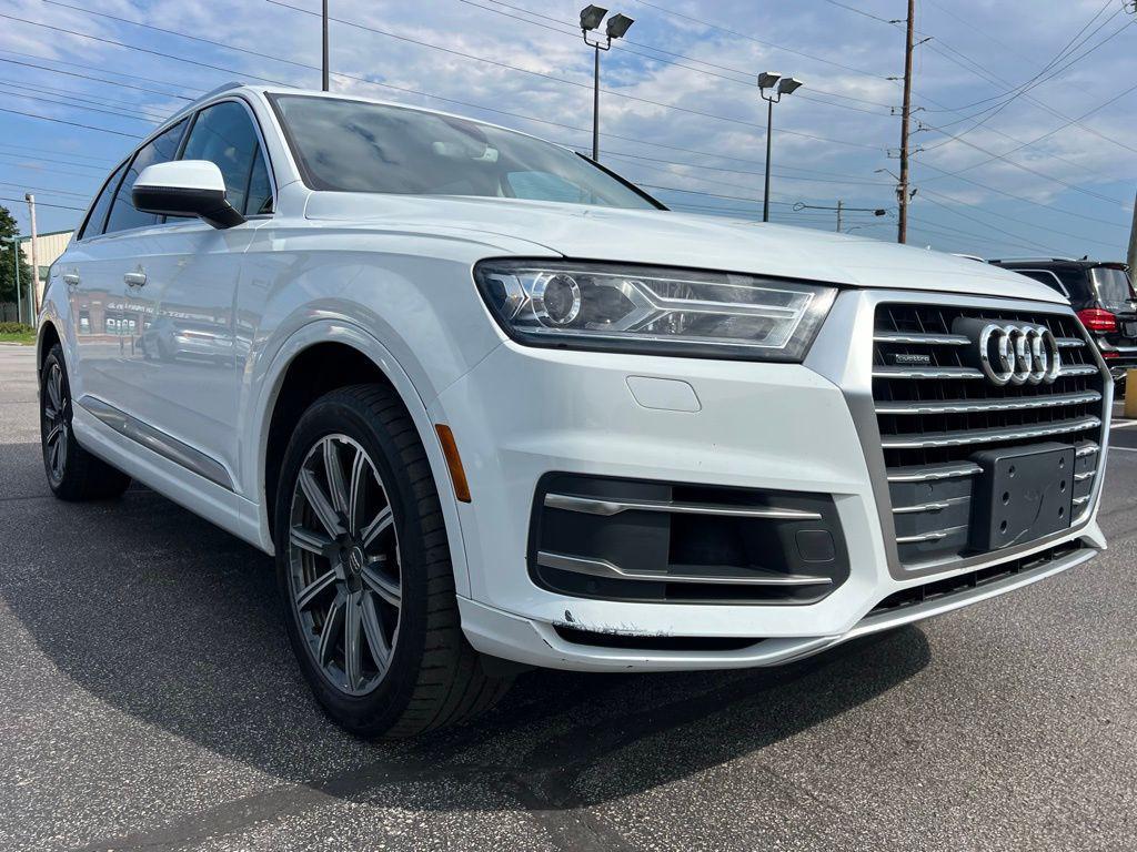 used 2017 Audi Q7 car, priced at $16,000