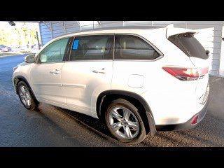 used 2015 Toyota Highlander car, priced at $24,995