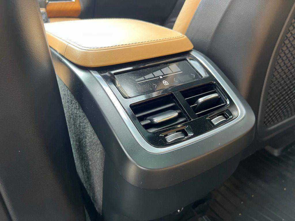 used 2018 Volvo XC90 car, priced at $21,000