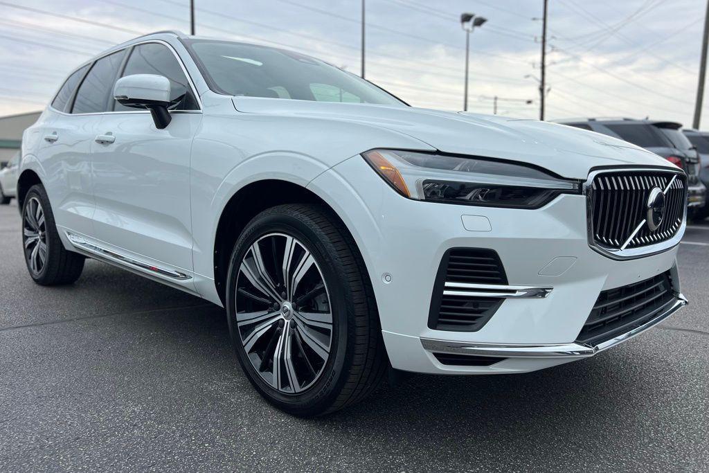used 2022 Volvo XC60 Recharge Plug-In Hybrid car, priced at $34,900