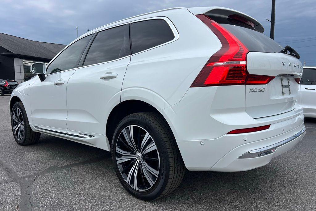 used 2022 Volvo XC60 Recharge Plug-In Hybrid car, priced at $34,900