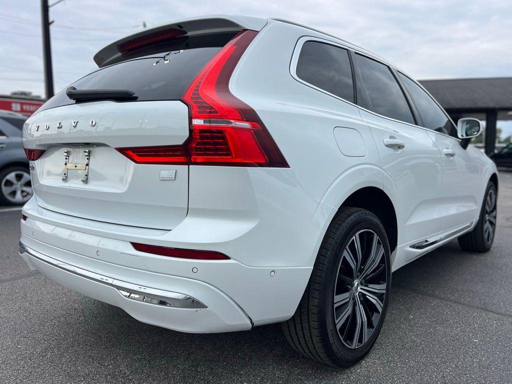 used 2022 Volvo XC60 Recharge Plug-In Hybrid car, priced at $34,900