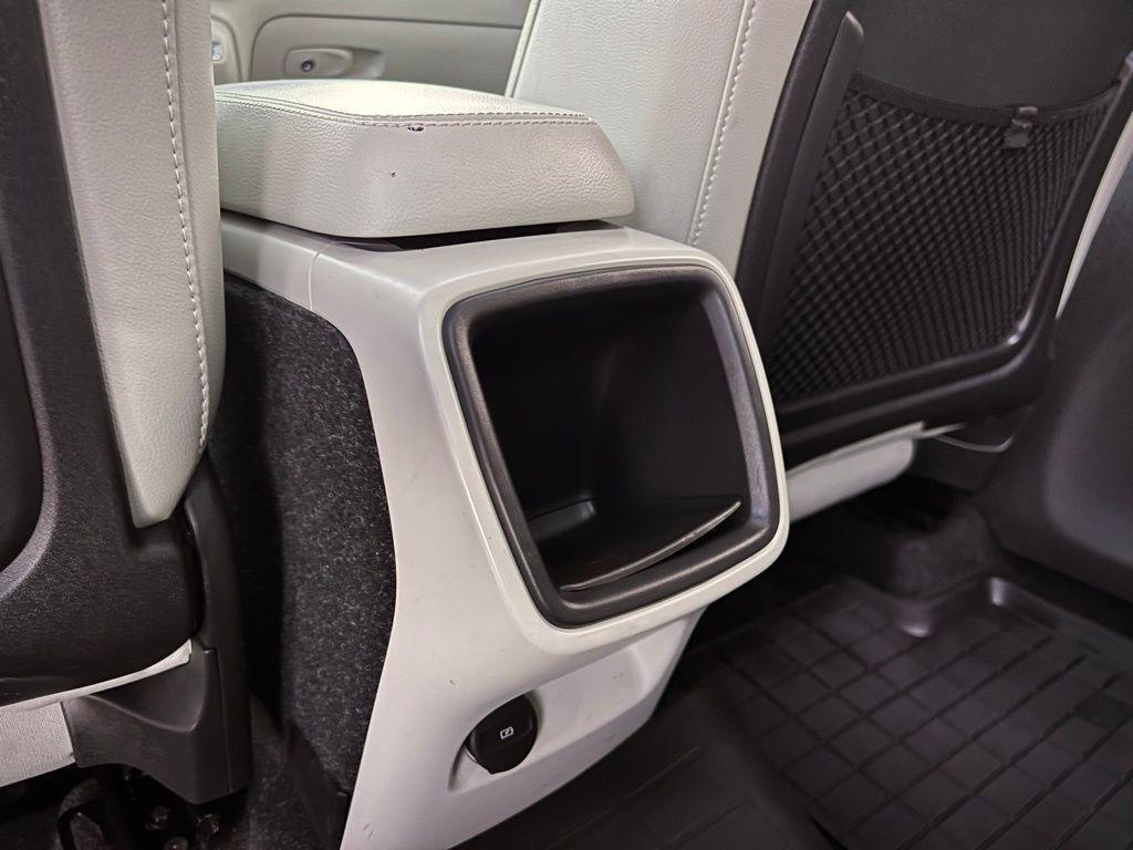 used 2019 Volvo XC40 car, priced at $17,700