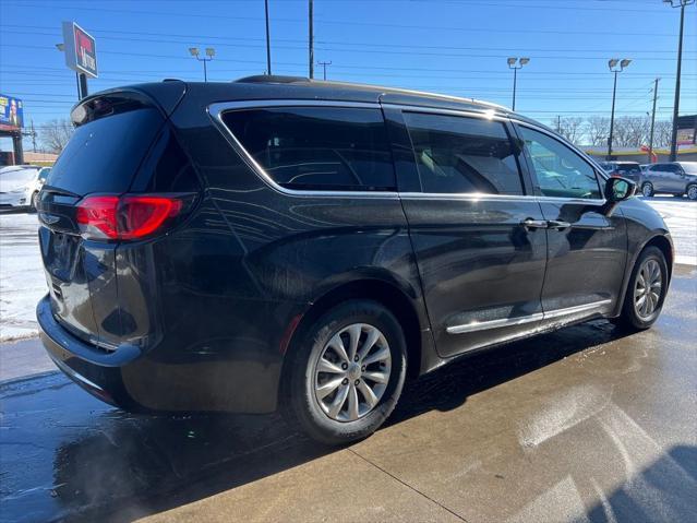 used 2017 Chrysler Pacifica car, priced at $14,750