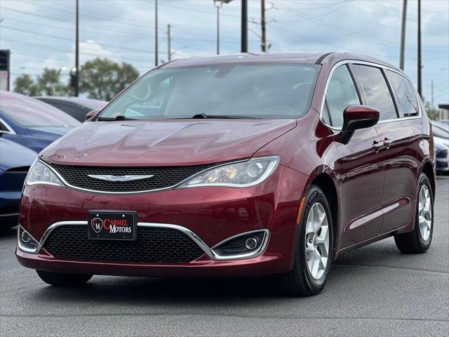 used 2017 Chrysler Pacifica car, priced at $13,495