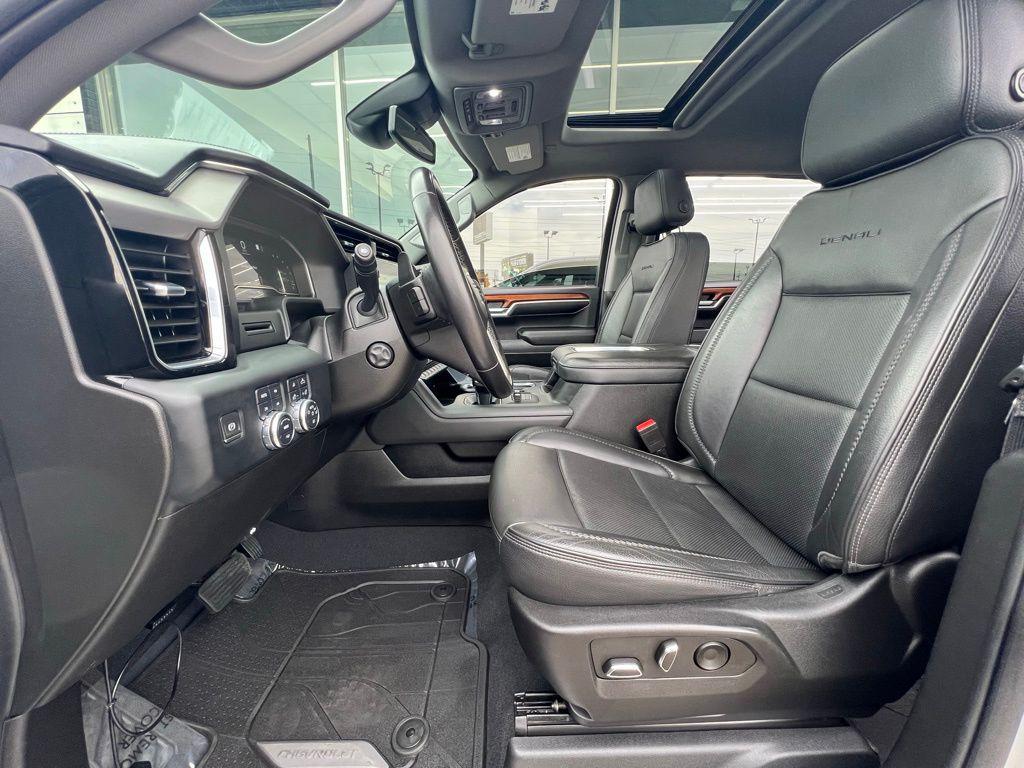 used 2022 GMC Sierra 1500 car, priced at $50,000