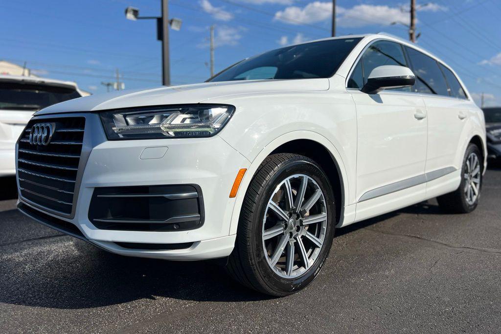 used 2019 Audi Q7 car, priced at $19,200