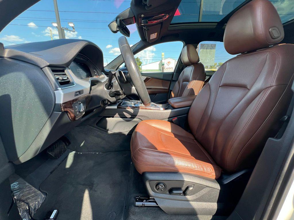 used 2019 Audi Q7 car, priced at $19,200