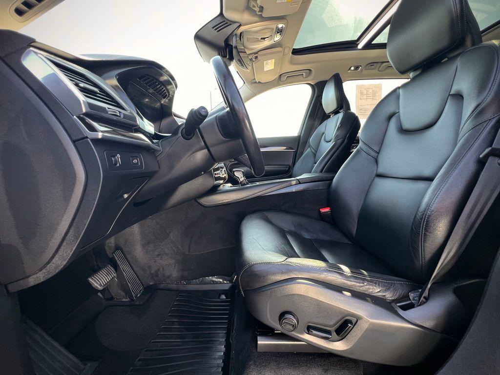 used 2019 Volvo XC90 car, priced at $17,700