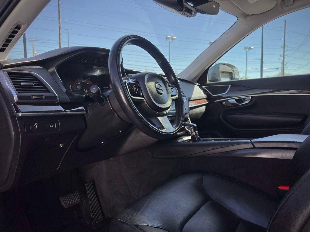 used 2019 Volvo XC90 car, priced at $17,700