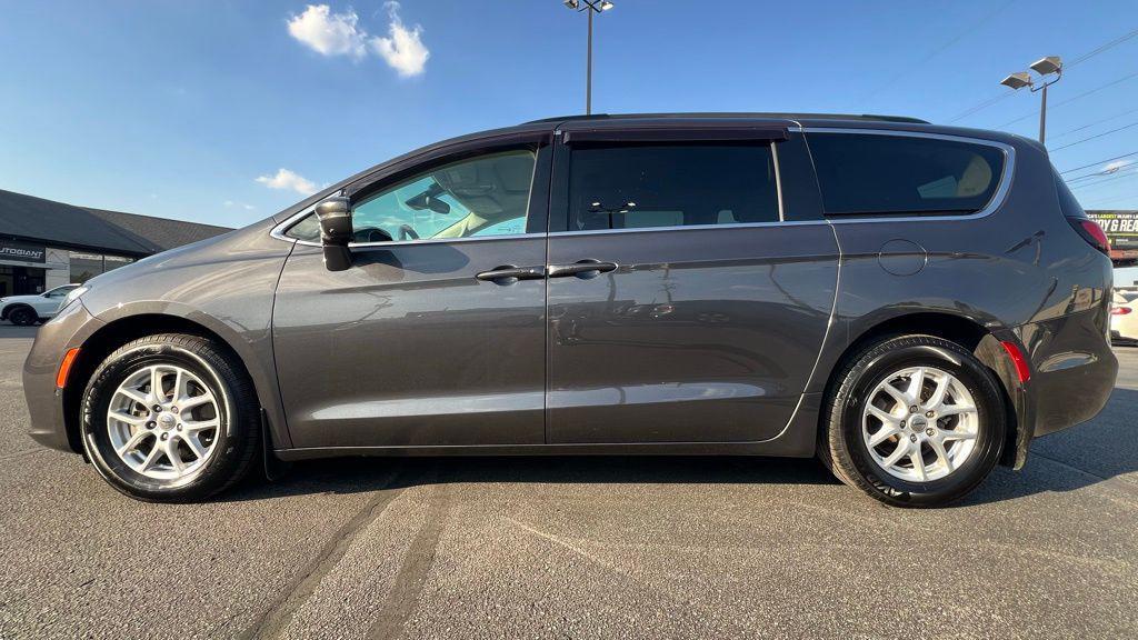 used 2022 Chrysler Pacifica car, priced at $21,400