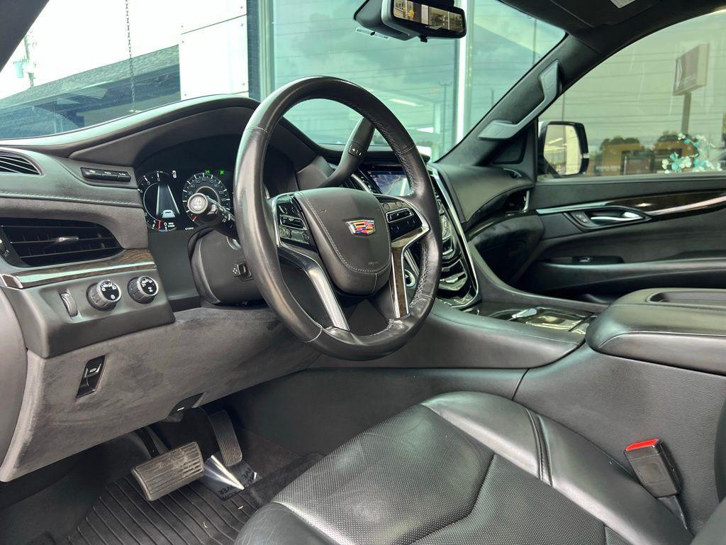 used 2020 Cadillac Escalade car, priced at $39,200