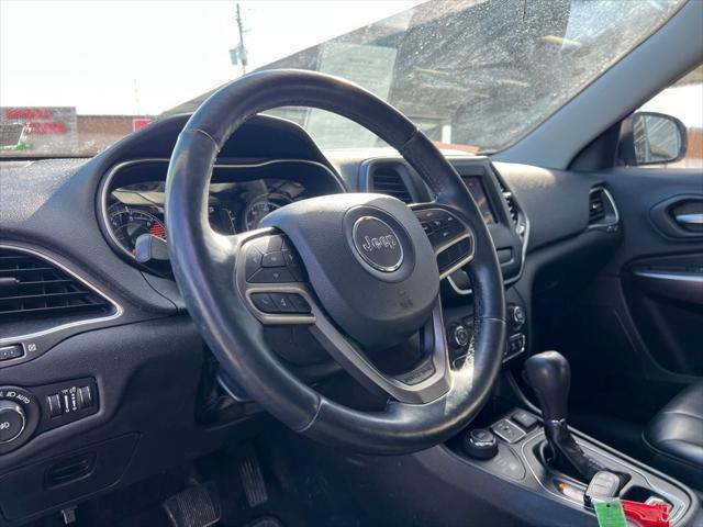 used 2019 Jeep Cherokee car, priced at $18,995