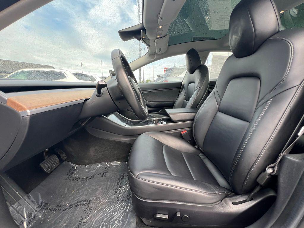 used 2018 Tesla Model 3 car, priced at $21,500