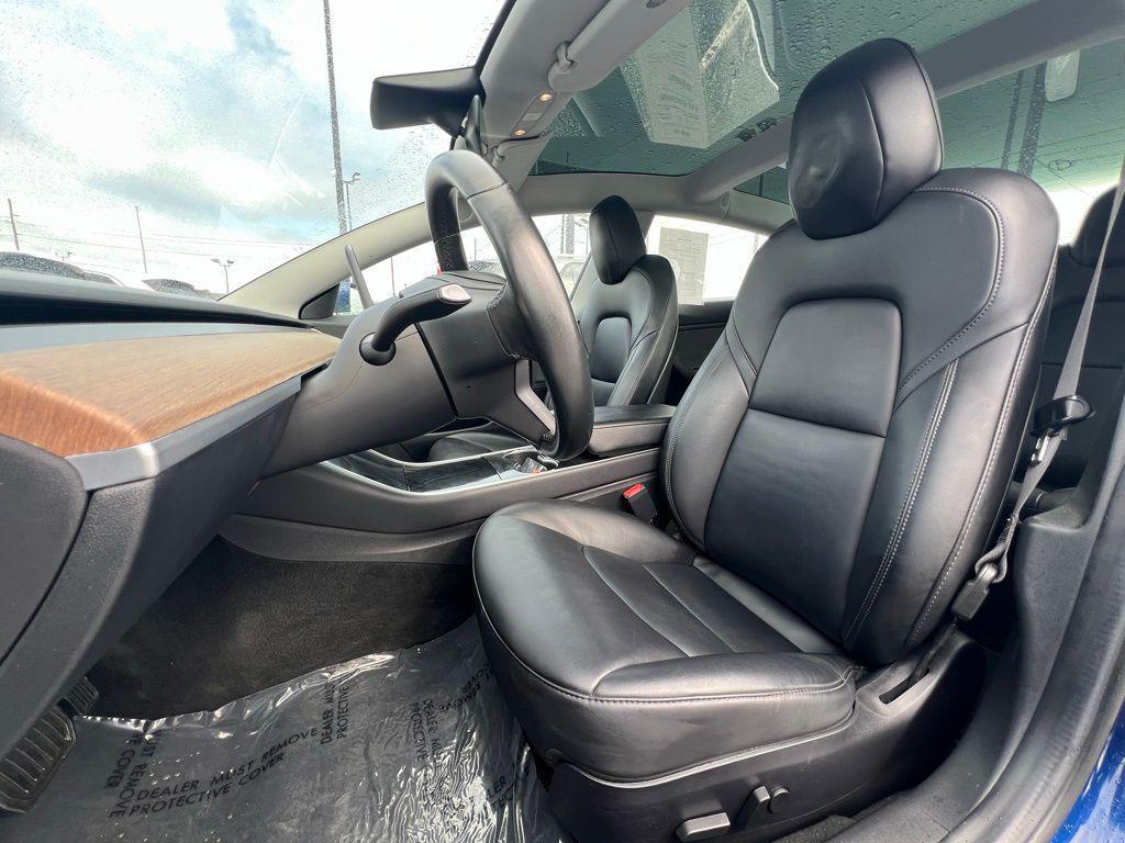 used 2018 Tesla Model 3 car, priced at $21,500