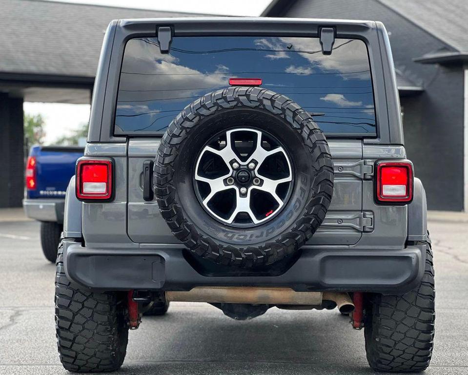 used 2022 Jeep Wrangler Unlimited car, priced at $32,000