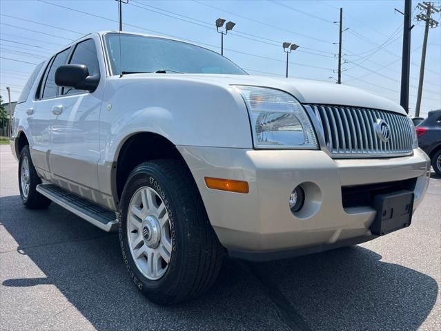 used 2005 Mercury Mountaineer car, priced at $5,500