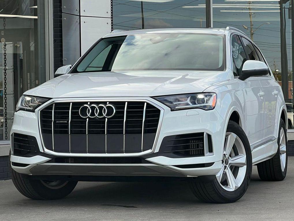 used 2023 Audi Q7 car, priced at $38,500