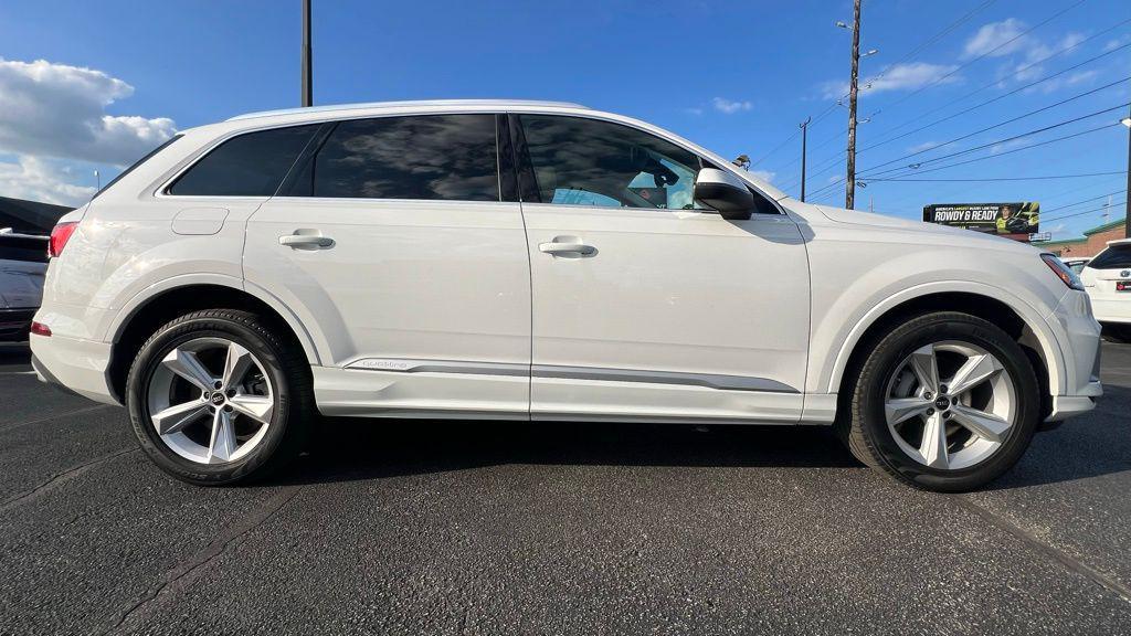 used 2023 Audi Q7 car, priced at $38,500