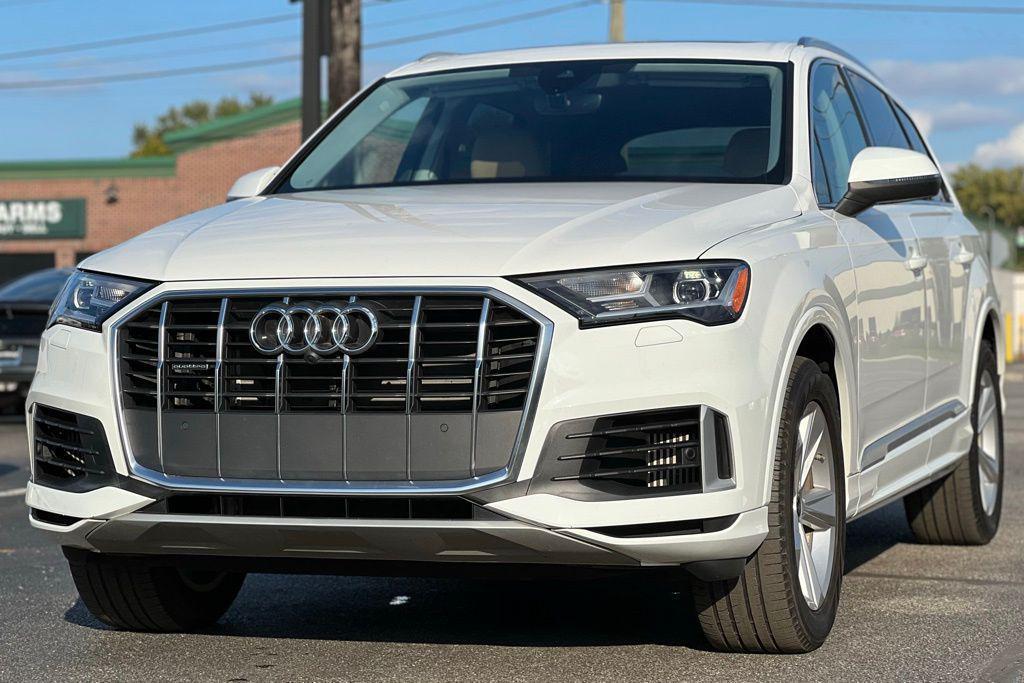 used 2023 Audi Q7 car, priced at $38,500