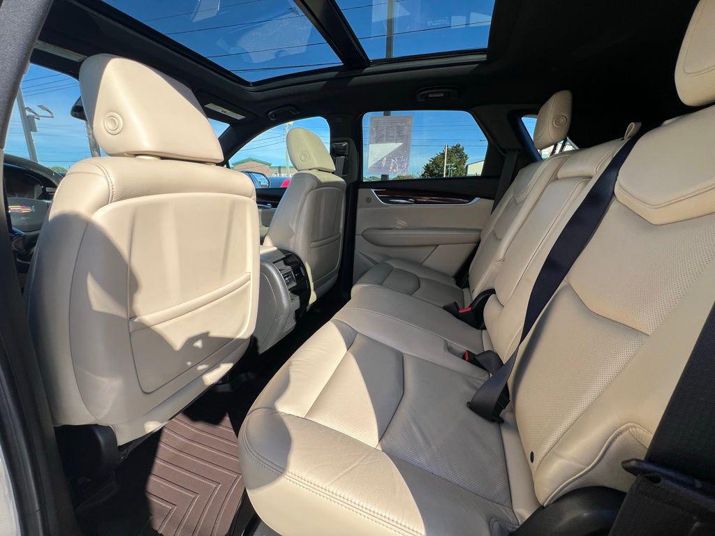 used 2017 Cadillac XT5 car, priced at $22,995