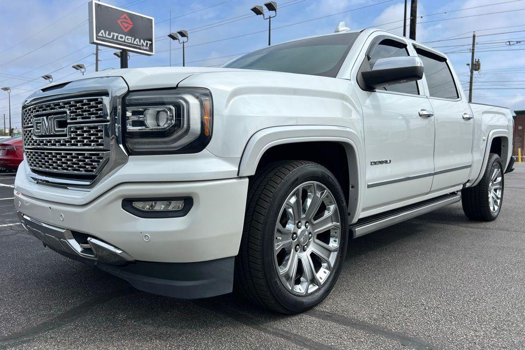 used 2017 GMC Sierra 1500 car, priced at $31,500