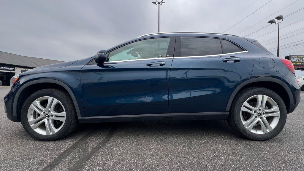 used 2020 Mercedes-Benz GLA 250 car, priced at $19,500