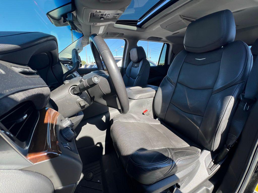 used 2020 Cadillac Escalade car, priced at $35,000