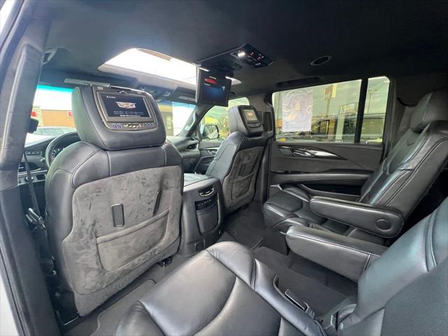 used 2019 Cadillac Escalade ESV car, priced at $25,000